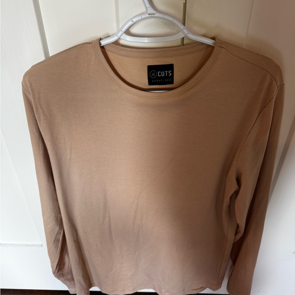 Cuts Clothing Men's Tan Long Sleeve Tee